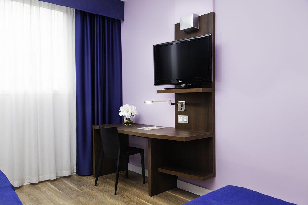 Hotel Olympia Universidades Walencja Zewnętrze zdjęcie