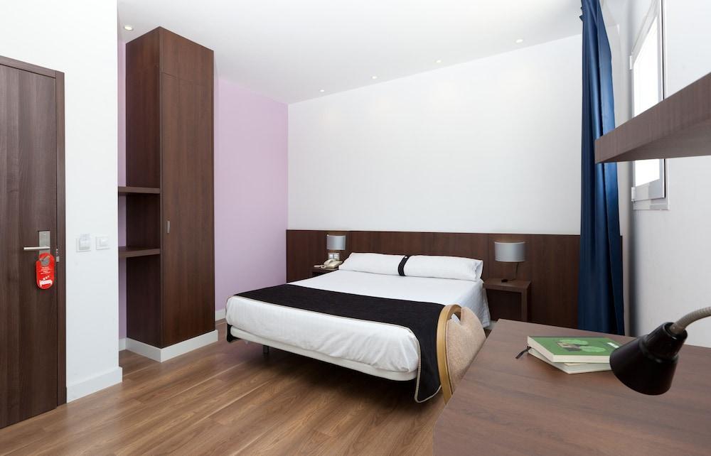 Hotel Olympia Universidades Walencja Zewnętrze zdjęcie