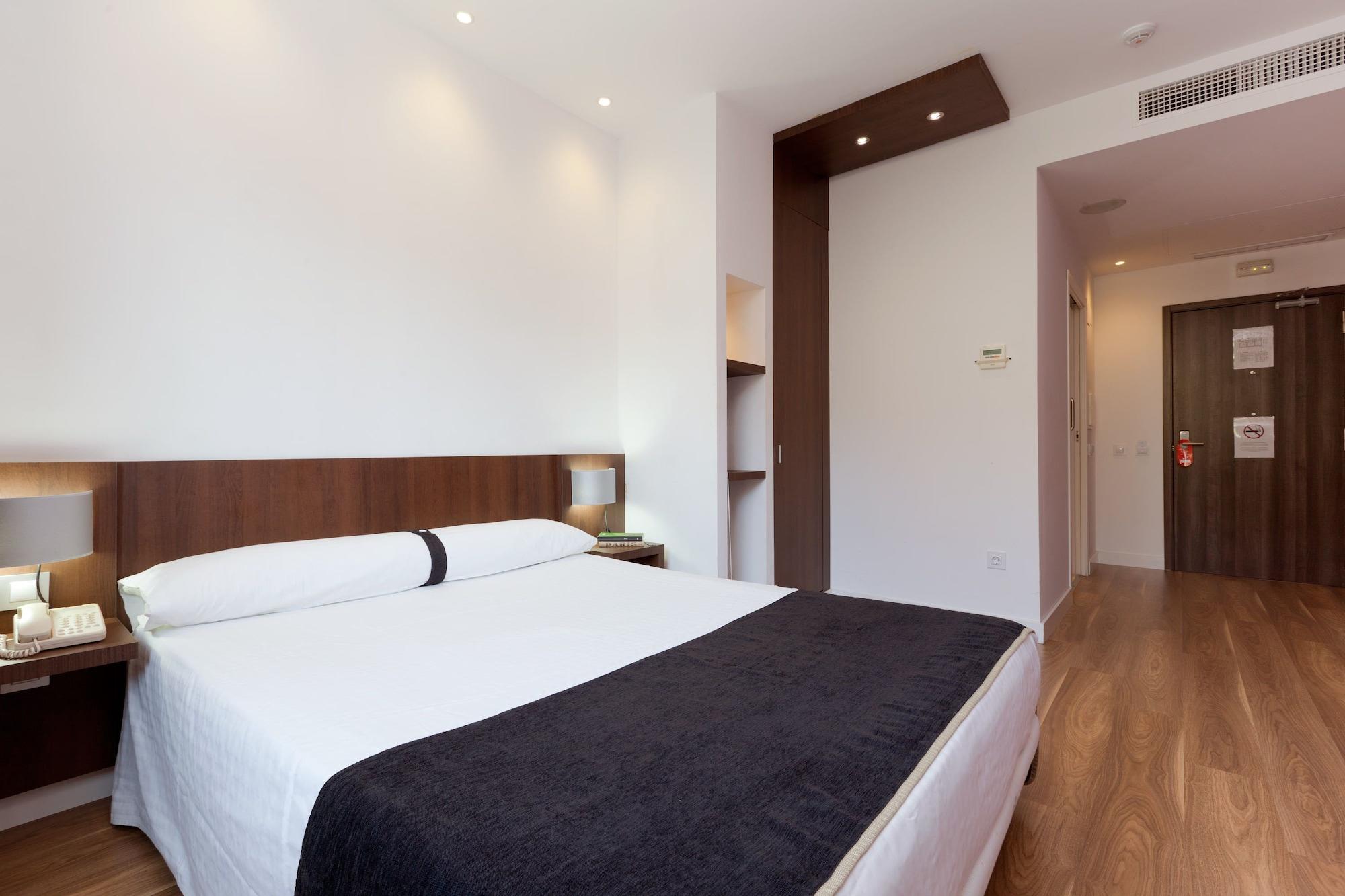 Hotel Olympia Universidades Walencja Zewnętrze zdjęcie