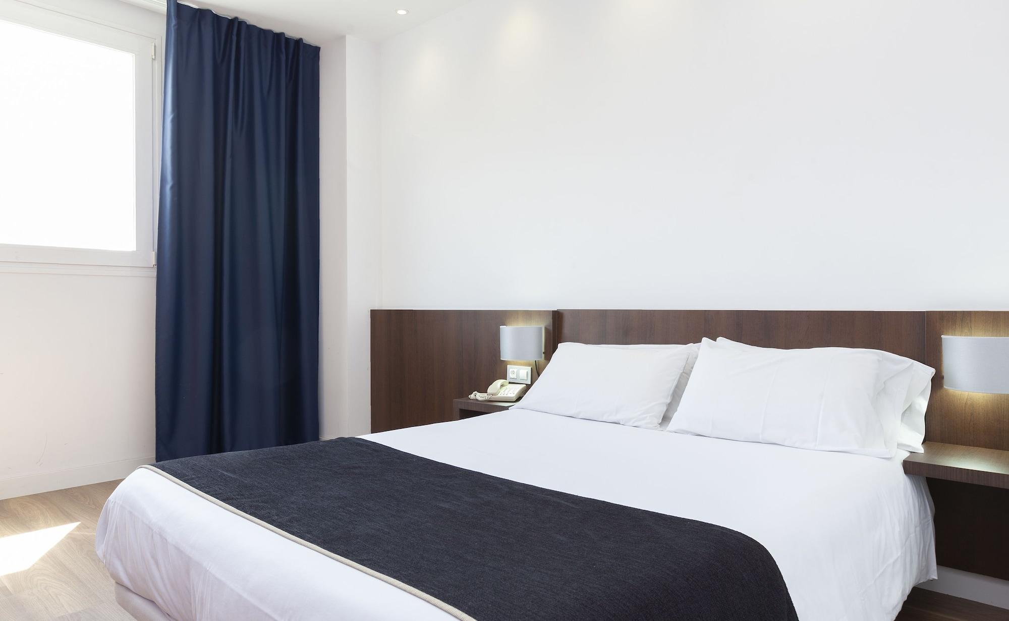 Hotel Olympia Universidades Walencja Zewnętrze zdjęcie