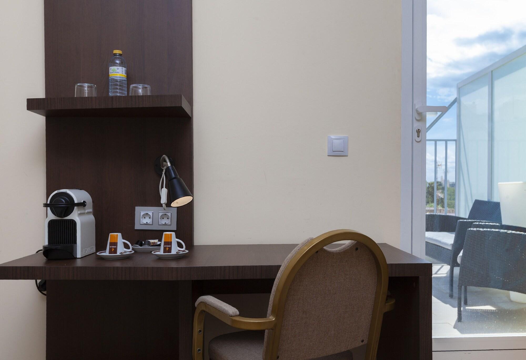 Hotel Olympia Universidades Walencja Zewnętrze zdjęcie