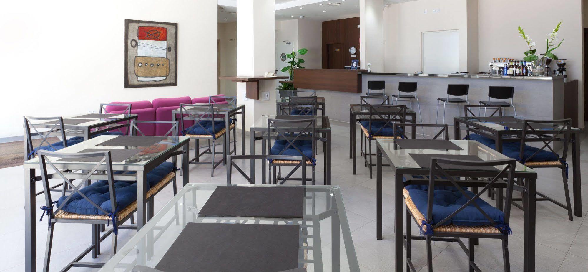 Hotel Olympia Universidades Walencja Zewnętrze zdjęcie