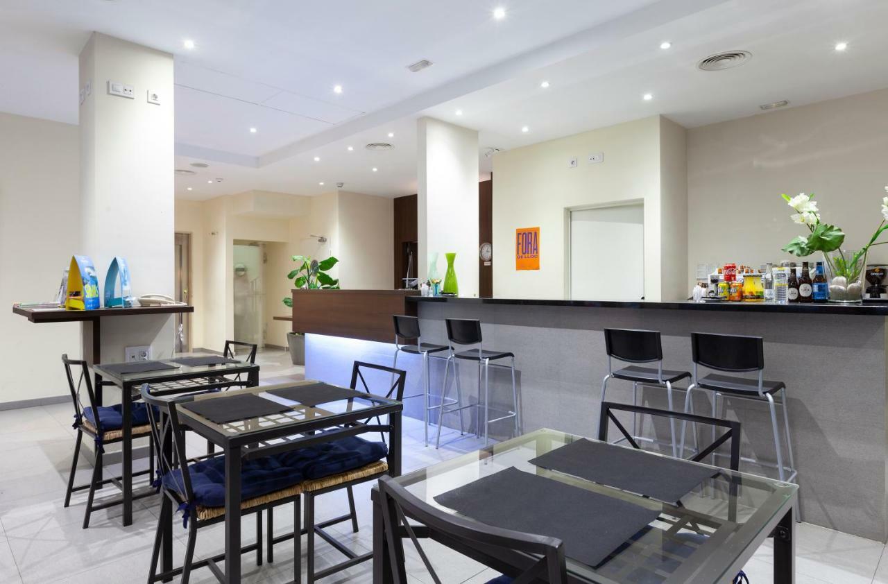 Hotel Olympia Universidades Walencja Zewnętrze zdjęcie