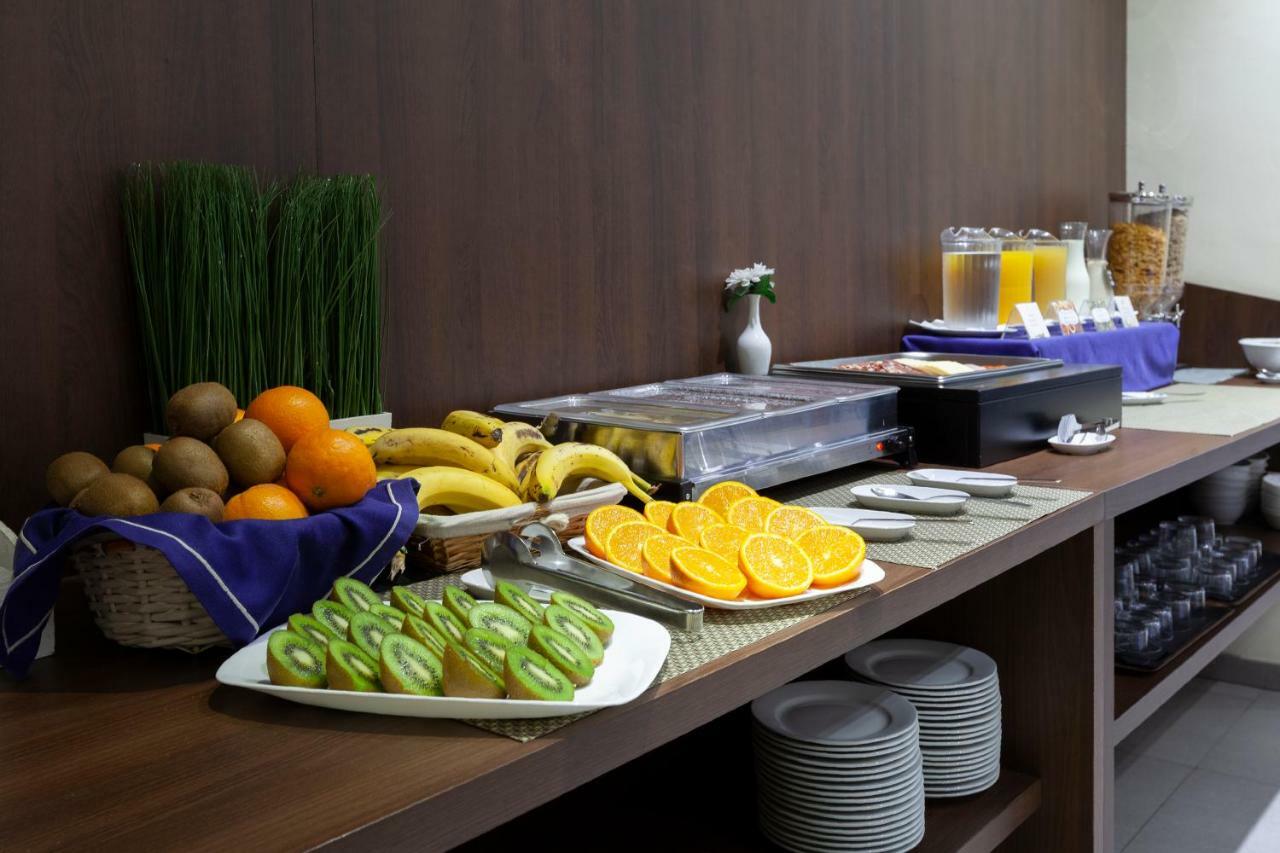 Hotel Olympia Universidades Walencja Zewnętrze zdjęcie