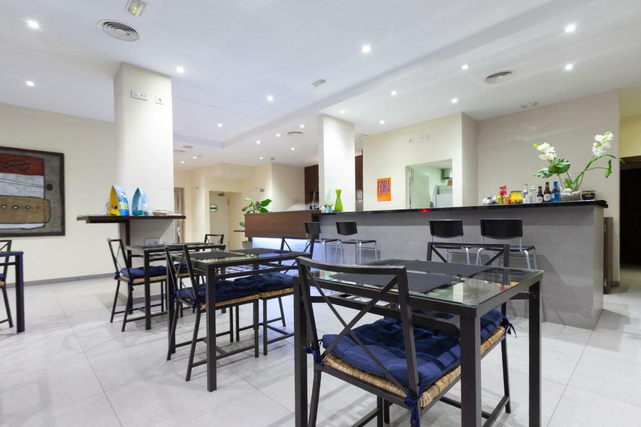 Hotel Olympia Universidades Walencja Zewnętrze zdjęcie