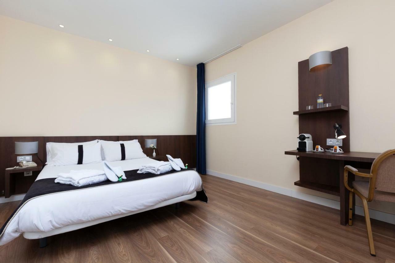 Hotel Olympia Universidades Walencja Zewnętrze zdjęcie