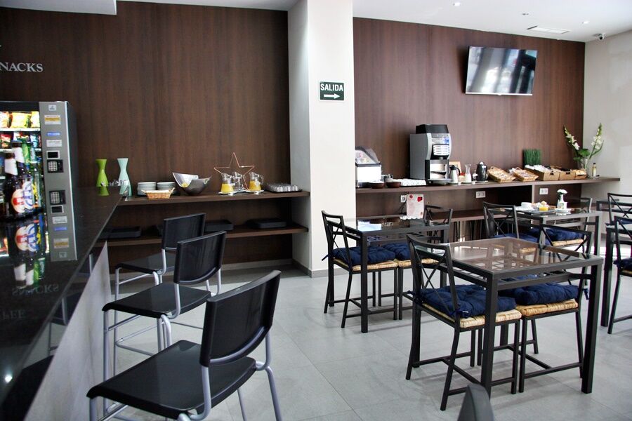 Hotel Olympia Universidades Walencja Zewnętrze zdjęcie